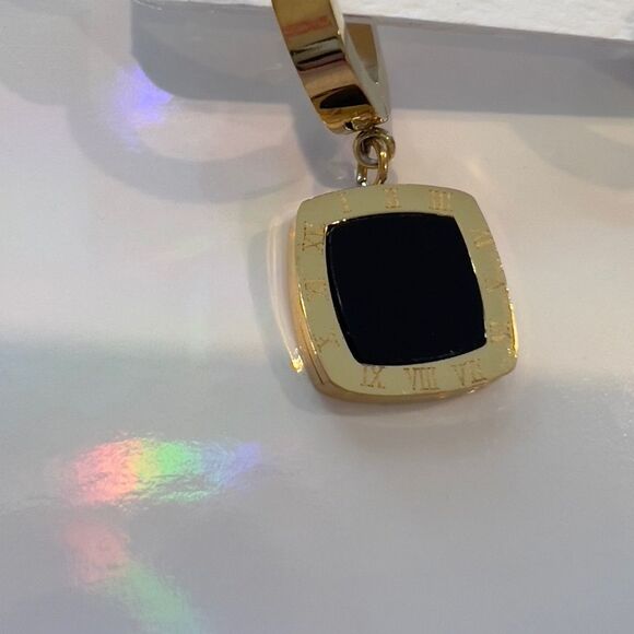 Fashion titanium steel roman numerals geometric square earrings - Picture 10 of 10